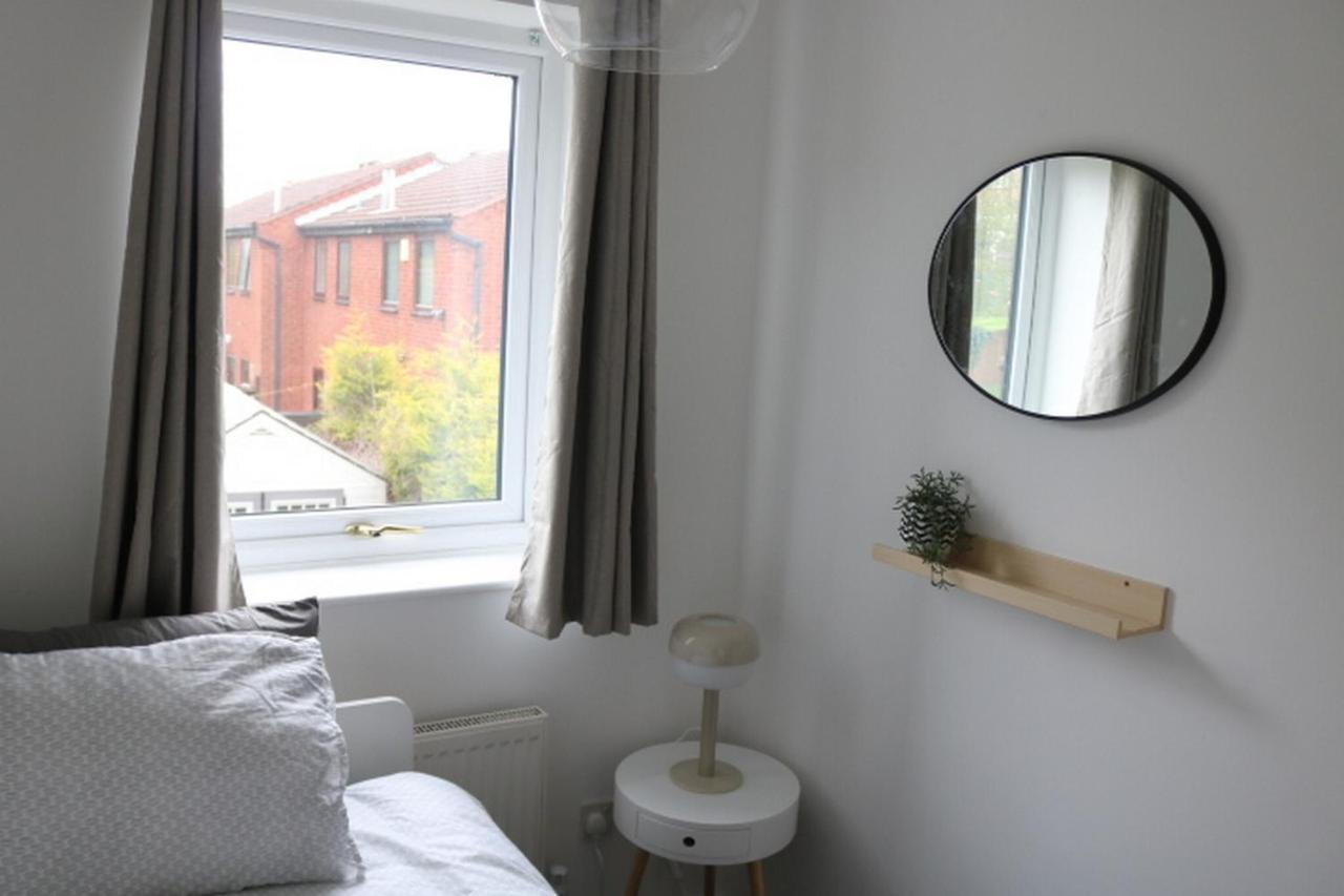 ノッティンガム Charming 2 Bed House - Family Friendlyヴィラ エクステリア 写真